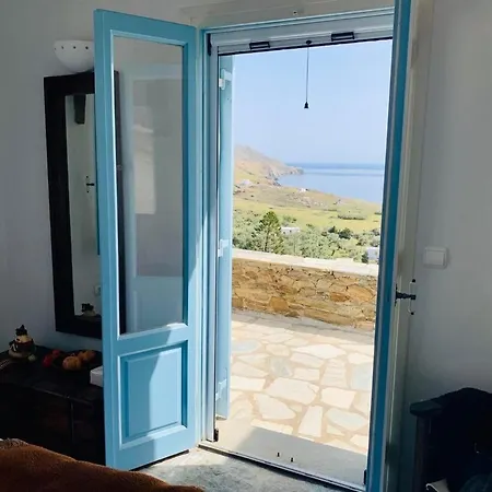 Cycladic House 2 & Garden - Beautiful View - Near The Sea בית נופש *