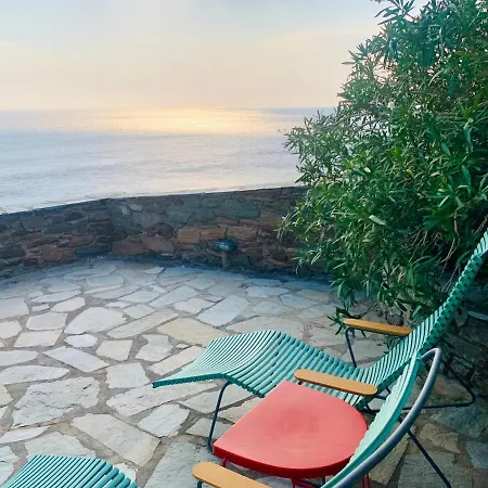 בית נופש Cycladic House 2 & Garden - Beautiful View - Near The Sea *