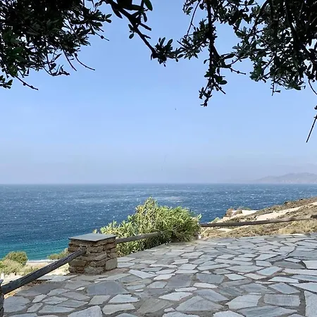 בית נופש Cycladic House 2 & Garden - Beautiful View - Near The Sea